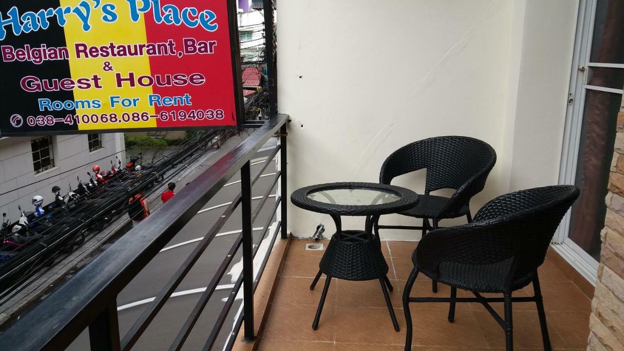 Harry'S Place Pattaya Extérieur photo
